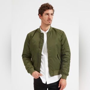 Everlane The Filled Nylon Bomber Jacket - Size M - Color Green